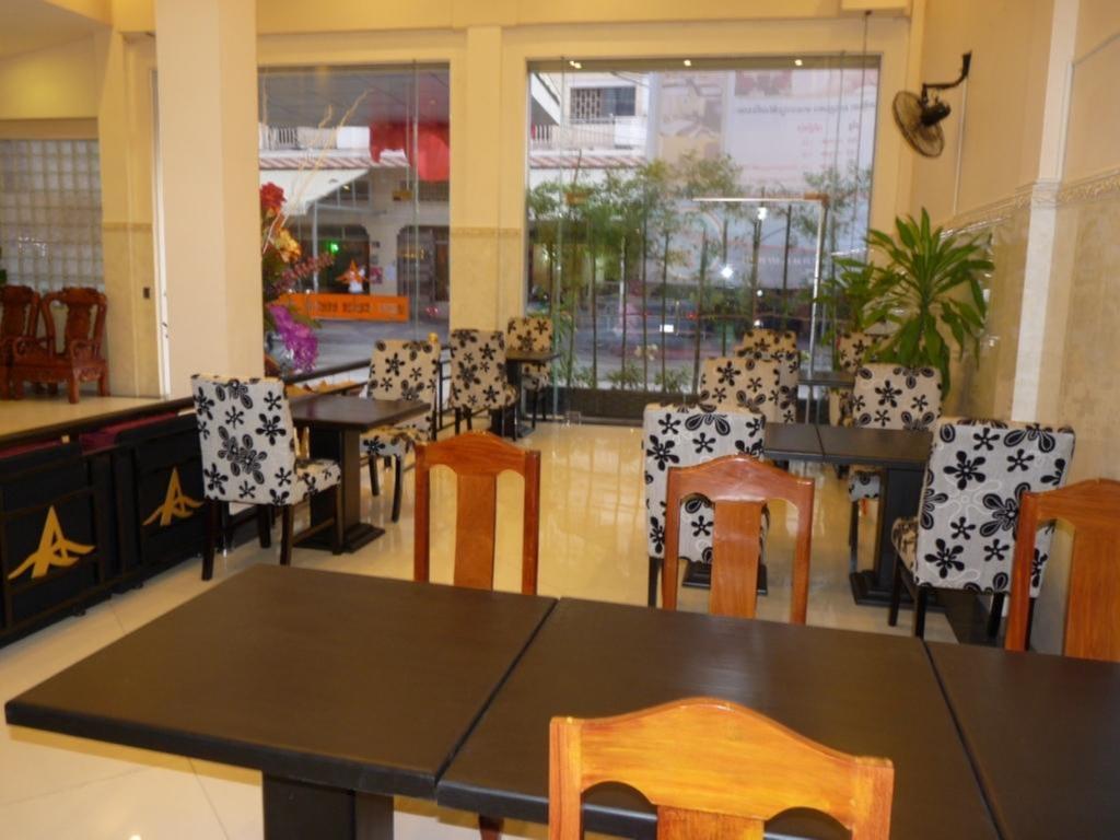 Hôtel Hi Land à Phnom Penh Extérieur photo